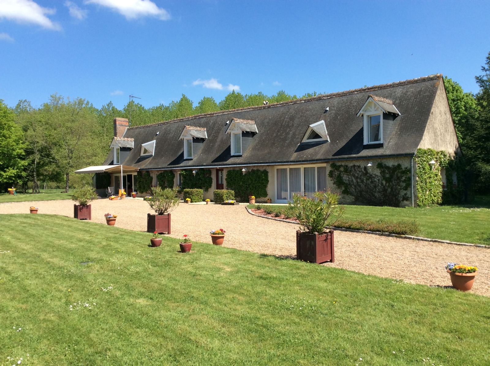 Vente Exceptionnelle Propriété à La Campagne, 10mn De Tours, 6 Hectares ...